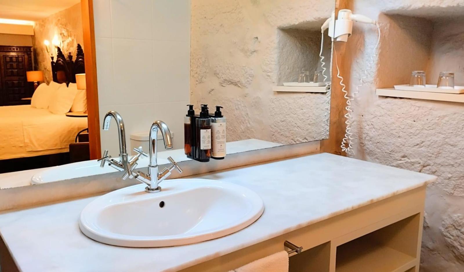 Quinta Do Burgo - Nature Hotel อามาเรส ภายนอก รูปภาพ